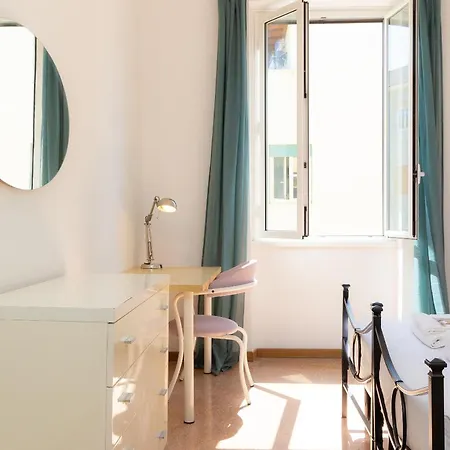 Apartment Jenner By In *