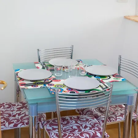 Apartment Jenner By In Rome